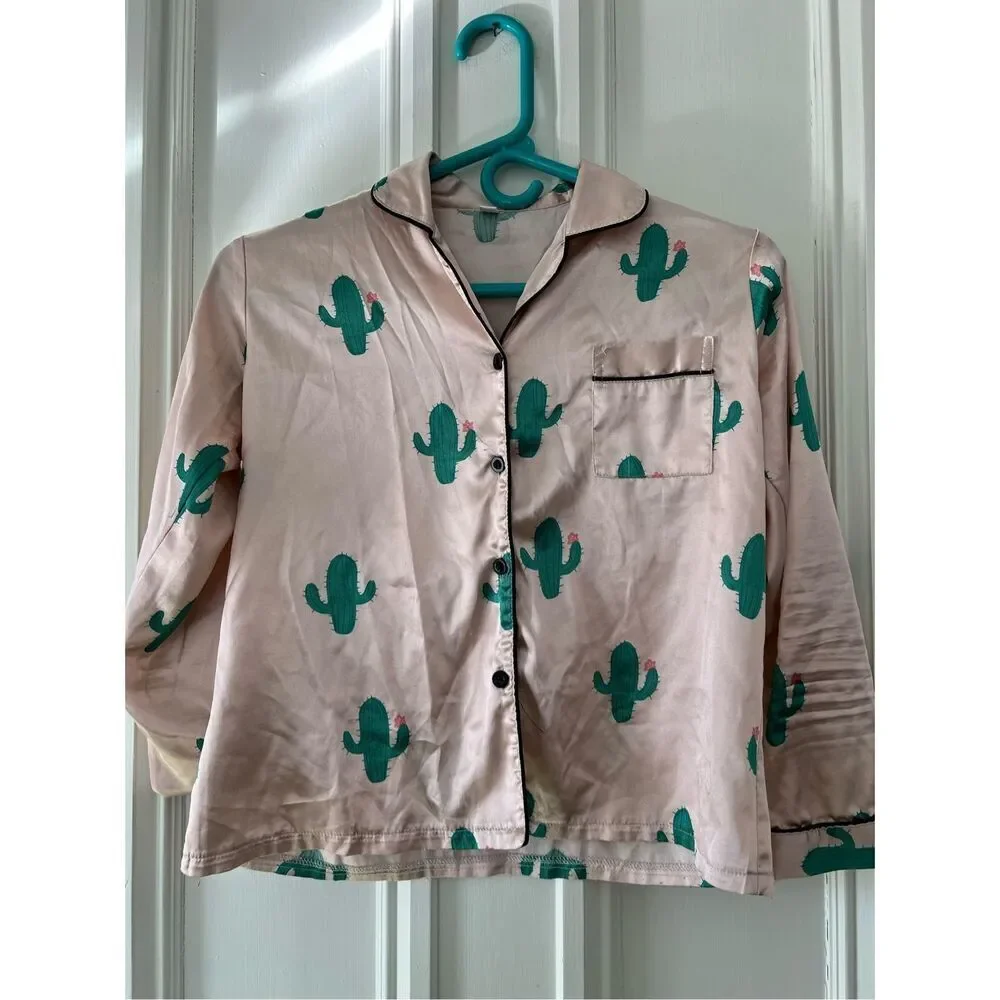 SHEIN girls light pink and green cactus print satin pajamas L